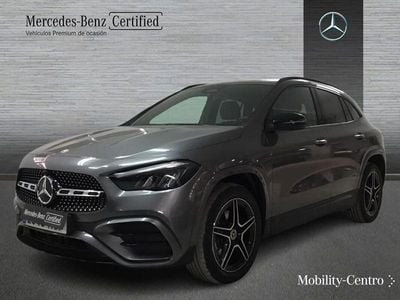 Mountaingrau met. Usado 2024 Mercedes GLA250 AMG line SUV | 44.900 €