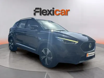 Usado MG ZS Comfort 106 CV (77 kW) 2022 Negro SUV