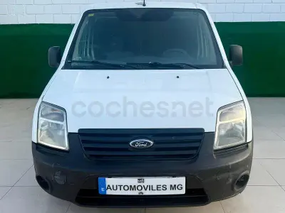 Usado Ford Tourneo Titanium 95 CV (69 kW) 2014 Blanco Monovolumen