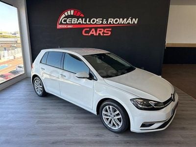 Usado VW Golf VII Advance 115 CV (84 kW) 2018 Blanco Berlina