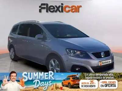 Usado Seat Alhambra 150 CV (110 kW) 2022 Gris Monovolumen