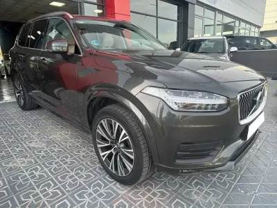 Używany Volvo XC90 Business Edition 235 KM (172 kW) 2020 Brązowy SUV