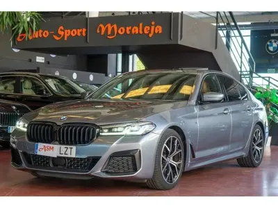 Usado BMW 520 Sport Line 190 CV (139 kW) 2022 Azul Berlina