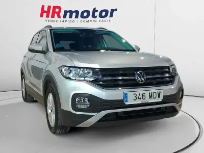 Usado VW T-Cross Advance 110 CV (80 kW) 2023 Gris SUV