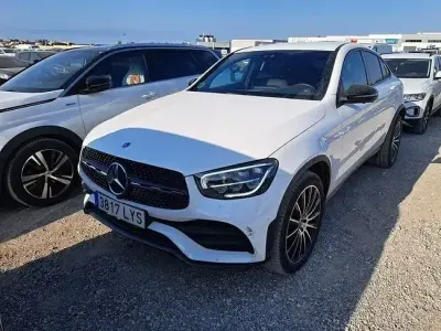 Usado Mercedes GLC220 194 CV (142 kW) 2022 Blanco SUV