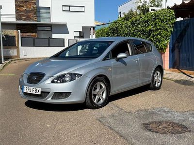 Usado Seat Leon Reference 105 CV (77 kW) 2006 Gris / plata Utilitario