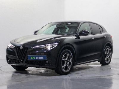 Usado 2022 Alfa Romeo Stelvio Sprint SUV | 27.990 € (Precio justo)