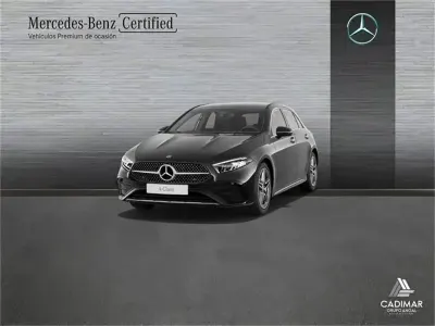 Usado Mercedes A180 AMG line 136 HP (100 kW) 2025 Preto Sedan