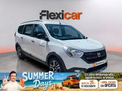 Usado Dacia Lodgy 115 CV (84 kW) 2021 Blanco Monovolumen
