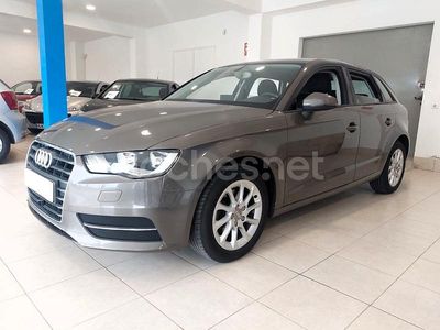 Gris / plata Usado 2013 Audi A3 Ambition Berlina | 9499 € (Un poco caro)