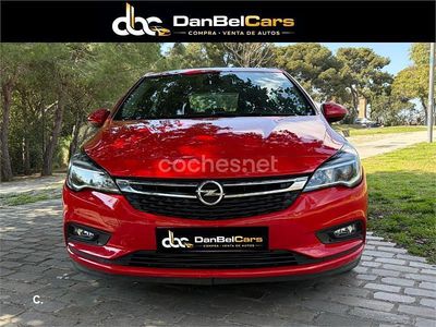 Usado Opel Astra Selective 110 CV (80 kW) 2015 Rojo Berlina