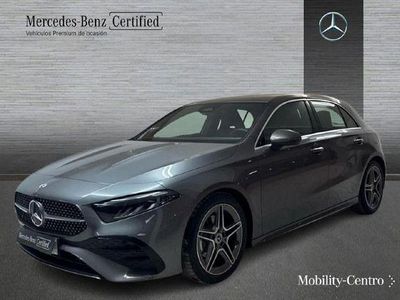 Gris montaña Usado 2024 Mercedes A180 AMG line | 33.600 € (Precio justo)