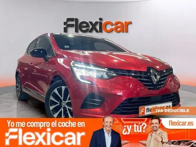 Usado Renault Clio V Techno 90 CV (66 kW) 2023 Rojo Berlina
