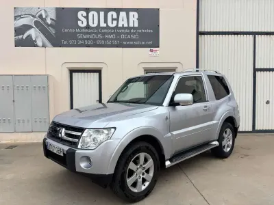 Usado Mitsubishi Montero Invite 160 CV (117 kW) 2008 Gris SUV