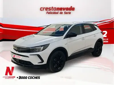 Usado Opel Grandland X 131 HP (96 kW) 2024 Branco SUV