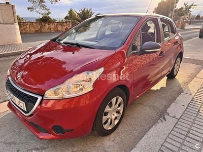 Usado Peugeot 208 Access 68 CV (50 kW) 2015 Rojo Utilitario