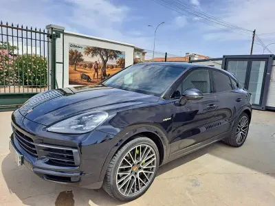 Usado Porsche Cayenne 462 CV (339 kW) 2021 Negro SUV