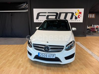 Mercedes B200