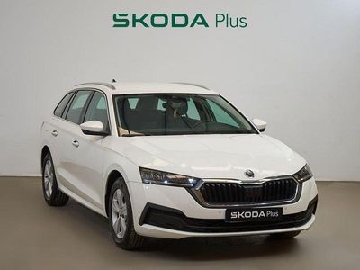 Usado Skoda Octavia Ambition 116 CV (85 kW) 2021 Blanco Utilitario