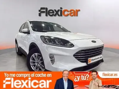 Usado Ford Kuga ST-Line 150 CV (110 kW) 2023 Blanco SUV