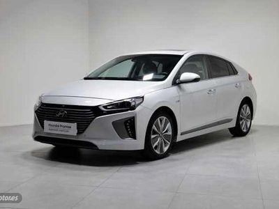 Usado Hyundai Ioniq 141 CV (103 kW) 2017 Plateado Utilitario