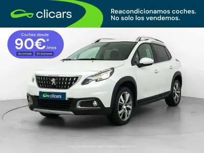 Usado Peugeot 2008 Allure 130 CV (95 kW) 2019 Blanco SUV