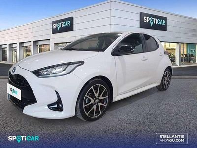 Blanco Usado 2022 Toyota Yaris Hybrid Style Utilitario | 18.450 € (Precio justo)