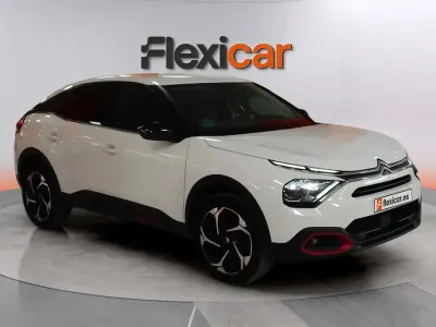 Käytetty Citroën C4 PureTech 131 HP (96 kW) 2023 Valkoinen Katumaasturi
