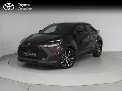 Käytetty Toyota C-HR Advance 140 HP (102 kW) 2024 Valkoinen Katumaasturi