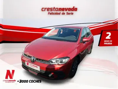 Usado VW Polo Life 110 CV (80 kW) 2022 Rojo Utilitario