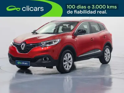 Usado Renault Kadjar LIMITED 132 CV (97 kW) 2018 Rojo SUV