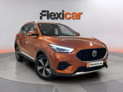 Usado MG ZS Comfort 116 CV (85 kW) 2025 Naranja SUV