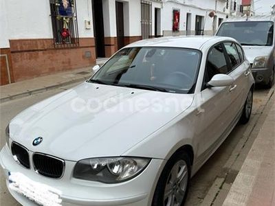 Usado BMW 118 122 CV (89 kW) 2007 Blanco Utilitario