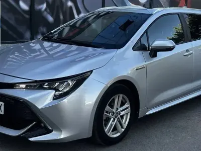 Usado Toyota Corolla Active 122 CV (89 kW) 2021 Gris