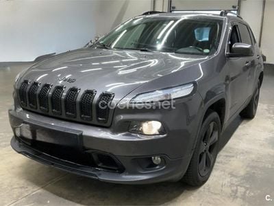 Usado Jeep Cherokee Night Eagle 185 CV (136 kW) 2018 Gris / plata SUV