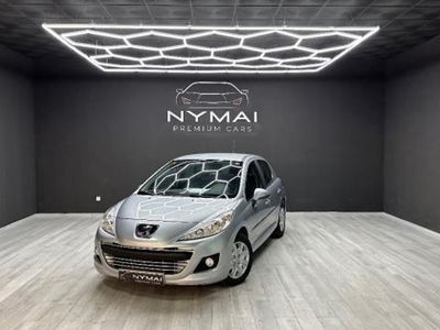 Usado Peugeot 207 68 CV (50 kW) 2013 Gris Familiar