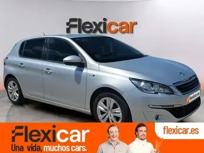 Usado Peugeot 308 Active 110 CV (80 kW) 2020 Gris
