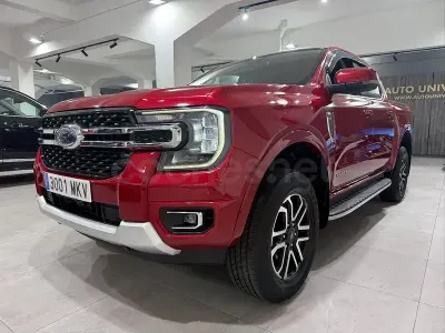 Usado Ford Ranger Limited 170 CV (125 kW) 2023 Granate Pickup/Camioneta