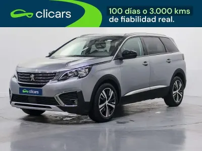 Usado Peugeot 5008 Allure 131 CV (96 kW) 2020 Plateado SUV