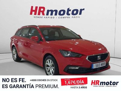 Usado Seat Leon Reference 117 CV (86 kW) 2022 Rojo Familiar