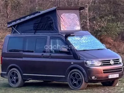 Usado VW Multivan Highline 180 CV (132 kW) 2010 Marrón Monovolumen