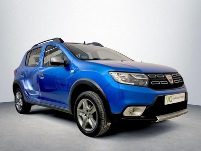Usado Dacia Sandero Comfort 90 CV (66 kW) 2019 Azul Berlina