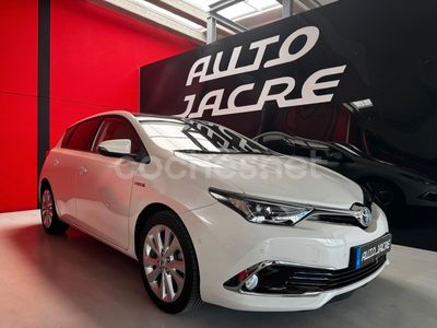 Toyota Auris Hybrid