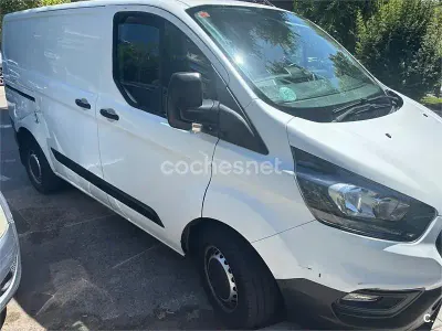 Usado Ford Tourneo Custom Trend 105 CV (77 kW) 2021 Blanco Van