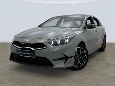 Gris Usado 2024 Kia Ceed Edition 7 Utilitario | 19.545 € (Precio justo)