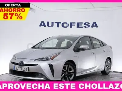 Usado Toyota Prius Advance 122 CV (89 kW) 2021 Gris / plata Berlina