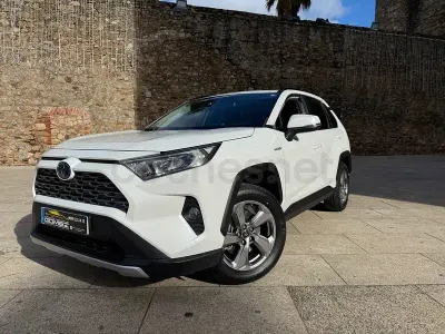 Usado Toyota RAV4 Hybrid Advance 218 CV (160 kW) 2020 Blanco SUV
