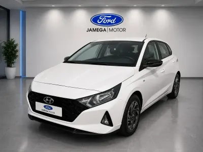 Usado Hyundai i20 100 CV (73 kW) 2021 Blanco Utilitario