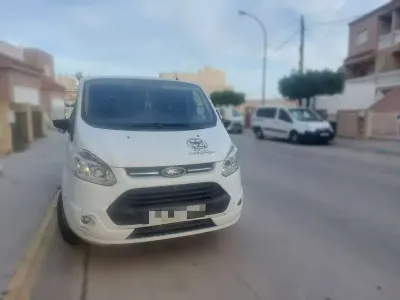 Usado Ford Transit Custom Ambiente 125 CV (91 kW) 2015 Blanco Van