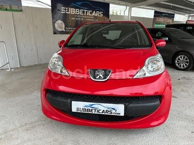 Rojo Usado 2006 Peugeot 107 Utilitario | 4450 € (Precio justo)